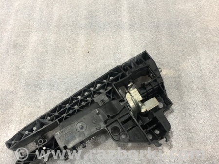 ФОТО Кронштейн замка двери для Audi (Ауди) A6 C7 4G (11-18) Київ