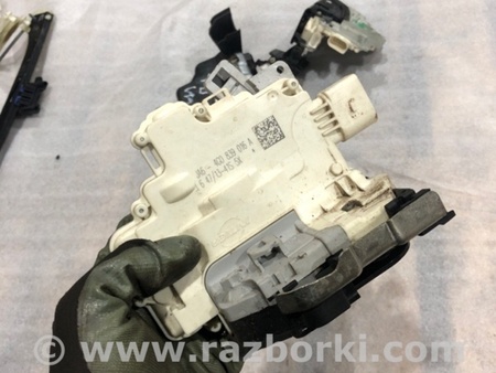 ФОТО Замок боковой двери для Audi (Ауди) A6 C7 4G (11-18) Київ