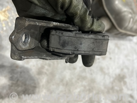 ФОТО Крепление глушителя для Audi (Ауди) A6 C7 4G (11-18) Київ