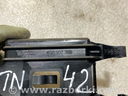 ФОТО Кронштейн для Audi (Ауди) A6 C7 4G (11-18) Київ