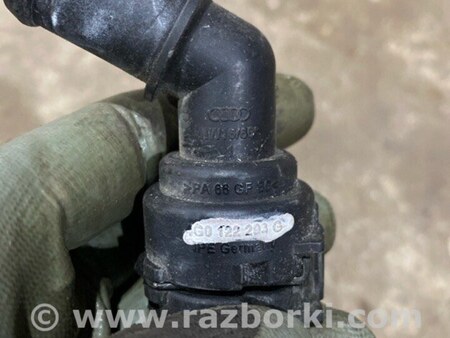 ФОТО Фланец системы охлаждения для Audi (Ауди) A6 C7 4G (11-18) Київ