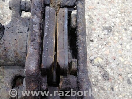 ФОТО Скоба суппорта задняя правая для Audi (Ауди) A6 C7 4G (11-18) Київ