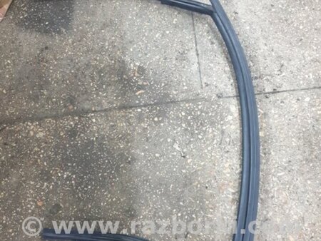 ФОТО Направляющая стекла передняя левая для Audi (Ауди) A6 C7 4G (11-18) Київ