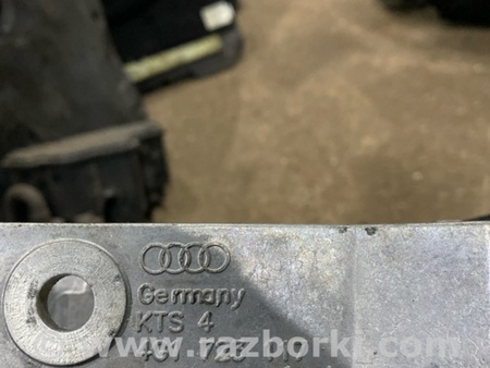 ФОТО Кронштейн для Audi (Ауди) A8 III D4 4H (09-17) Київ
