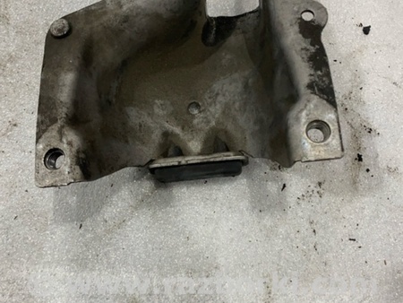 ФОТО Кронштейн для Audi (Ауди) A8 III D4 4H (09-17) Київ