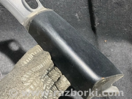 ФОТО Пыльник фары для Audi (Ауди) A8 III D4 4H (09-17) Київ