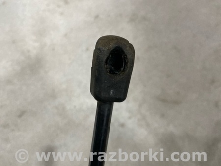 ФОТО Амортизатор капота для Audi (Ауди) A8 III D4 4H (09-17) Київ