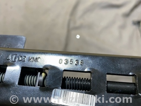 ФОТО Преднатяжитель ремня безопасности для Audi (Ауди) A8 III D4 4H (09-17) Київ