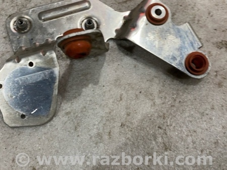 ФОТО Кронштейн для Audi (Ауди) A8 III D4 4H (09-17) Київ