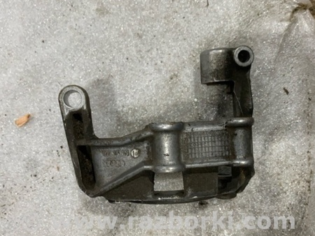 ФОТО Кронштейн для Audi (Ауди) A8 III D4 4H (09-17) Київ