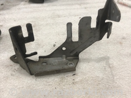 ФОТО Кронштейн для Audi (Ауди) A8 III D4 4H (09-17) Київ