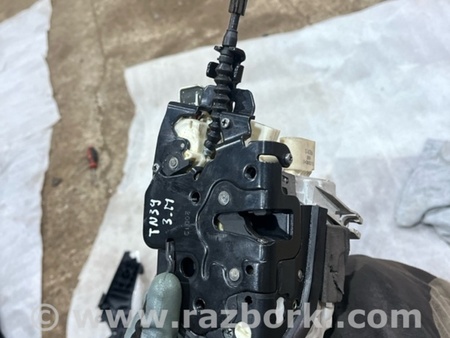 ФОТО Замок боковой двери для Audi (Ауди) A8 III D4 4H (09-17) Київ