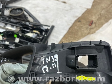 ФОТО пластик двери для Audi (Ауди) A8 III D4 4H (09-17) Київ