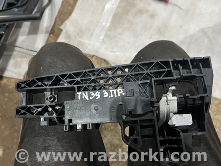 ФОТО Кронштейн ручки двери для Audi (Ауди) A8 III D4 4H (09-17) Київ