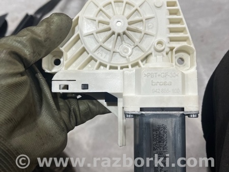 ФОТО Мотор стеклоподъемника для Audi (Ауди) A8 III D4 4H (09-17) Київ
