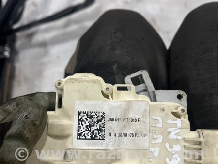 ФОТО Замок боковой двери для Audi (Ауди) A8 III D4 4H (09-17) Київ