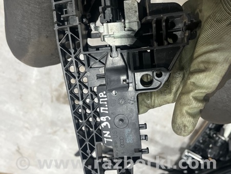 ФОТО Кронштейн ручки двери для Audi (Ауди) A8 III D4 4H (09-17) Київ