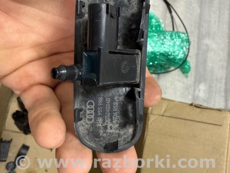 ФОТО Форсунка стеклоомывателя для Audi (Ауди) A8 III D4 4H (09-17) Київ