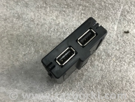 ФОТО Розетка для Volkswagen Atlas/Teramont I +1 рест (17-23) Київ