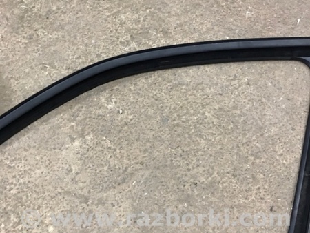 ФОТО Направляющая стекла двери для Volkswagen Atlas/Teramont I +1 рест (17-23) Київ