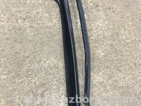 ФОТО Направляющая стекла двери для Volkswagen Atlas/Teramont I +1 рест (17-23) Київ