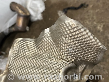 ФОТО Тепловой экран для Volkswagen Atlas/Teramont I +1 рест (17-23) Київ