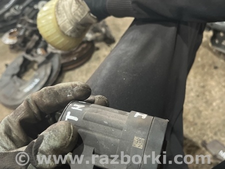 ФОТО Моторчик стояночного тормоза для Volkswagen Atlas/Teramont I +1 рест (17-23) Київ