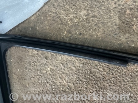 ФОТО Уплотнитель стекла двери для Volkswagen Atlas/Teramont I +1 рест (17-23) Київ