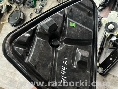 ФОТО пластик двери для Volkswagen Atlas/Teramont I +1 рест (17-23) Київ