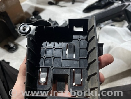 ФОТО Кронштейн для Volkswagen Atlas/Teramont I +1 рест (17-23) Київ