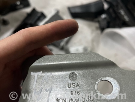 ФОТО Кронштейн для Volkswagen Atlas/Teramont I +1 рест (17-23) Київ