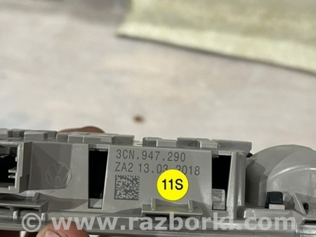 ФОТО Плафон подсветки салона для Volkswagen Atlas/Teramont I +1 рест (17-23) Київ