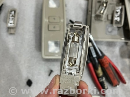 ФОТО Плафон подсветки салона для Volkswagen Atlas/Teramont I +1 рест (17-23) Київ