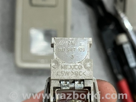 ФОТО Плафон подсветки салона для Volkswagen Atlas/Teramont I +1 рест (17-23) Київ