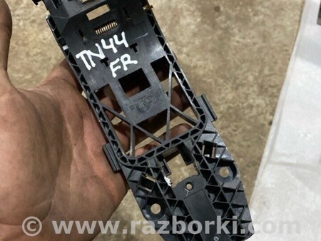 ФОТО Кронштейн ручки двери для Volkswagen Atlas/Teramont I +1 рест (17-23) Київ