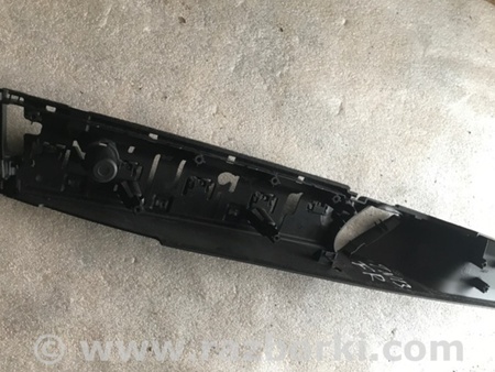 ФОТО Кронштейн для Porsche Cayenne II 958 E2/92A (10-14) Київ