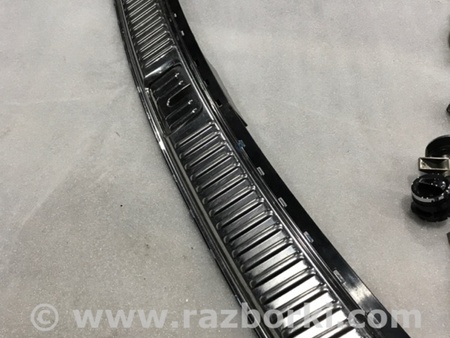 ФОТО Накладка на порог багажника для Porsche Cayenne II 958 E2/92A (10-14) Київ