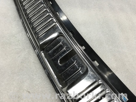 ФОТО Накладка на порог багажника для Porsche Cayenne II 958 E2/92A (10-14) Київ