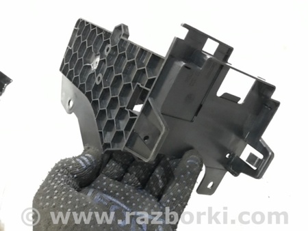 ФОТО Кронштейн для Porsche Cayenne II 958 E2/92A (10-14) Київ