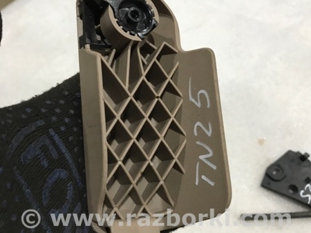 ФОТО Ручка открывания капота для Porsche Cayenne II 958 E2/92A (10-14) Київ