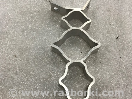 ФОТО Кронштейн для Porsche Cayenne II 958 E2/92A (10-14) Київ