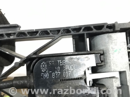 ФОТО Кронштейн ручки двери для Porsche Cayenne II 958 E2/92A (10-14) Київ