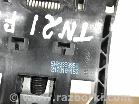 ФОТО Кронштейн ручки двери для Porsche Cayenne II 958 E2/92A (10-14) Київ