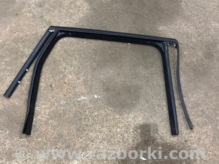 ФОТО Направляющая стекла двери для Porsche Cayenne II 958 E2/92A (10-14) Київ