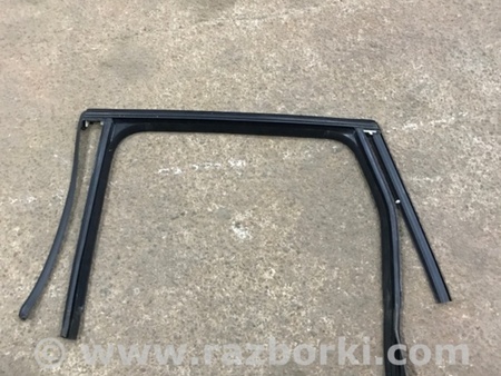 ФОТО Направляющая стекла двери для Porsche Cayenne II 958 E2/92A (10-14) Київ