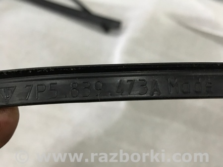 ФОТО Уплотнитель стекла двери для Porsche Cayenne II 958 E2/92A (10-14) Київ