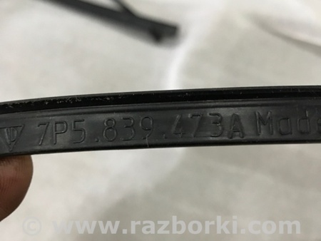 ФОТО Уплотнитель стекла двери для Porsche Cayenne II 958 E2/92A (10-14) Київ