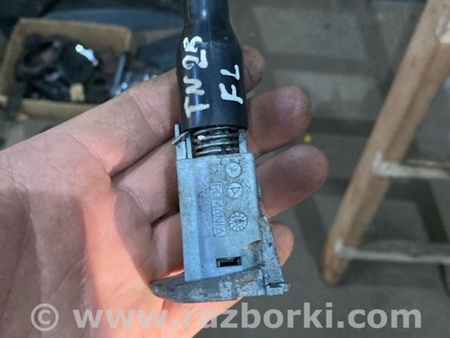 ФОТО Личинка замка двери для Porsche Cayenne II 958 E2/92A (10-14) Київ