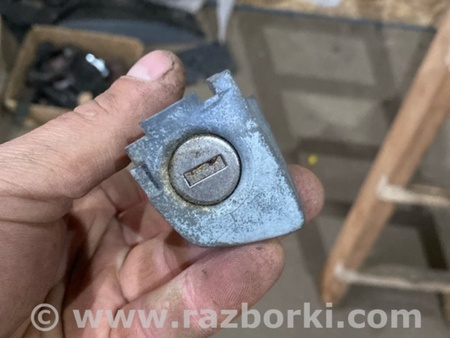 ФОТО Личинка замка двери для Porsche Cayenne II 958 E2/92A (10-14) Київ