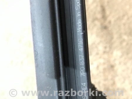 ФОТО Уплотнитель стекла двери для Porsche Cayenne II 958 E2/92A (10-14) Київ